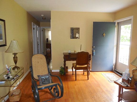 5th image of 105 Lakemont Ct