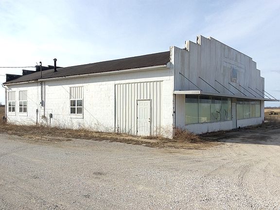 3rd image of 16897 State Highway 5