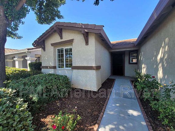 3rd image of 4578 Excelsior Rd