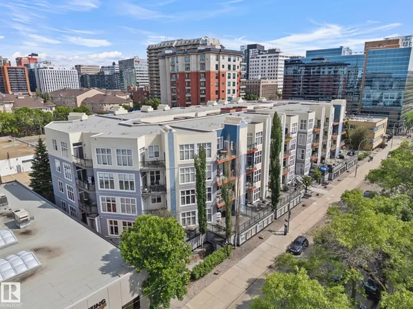 10147 112th St NW #308, Edmonton, AB T5K 1M1