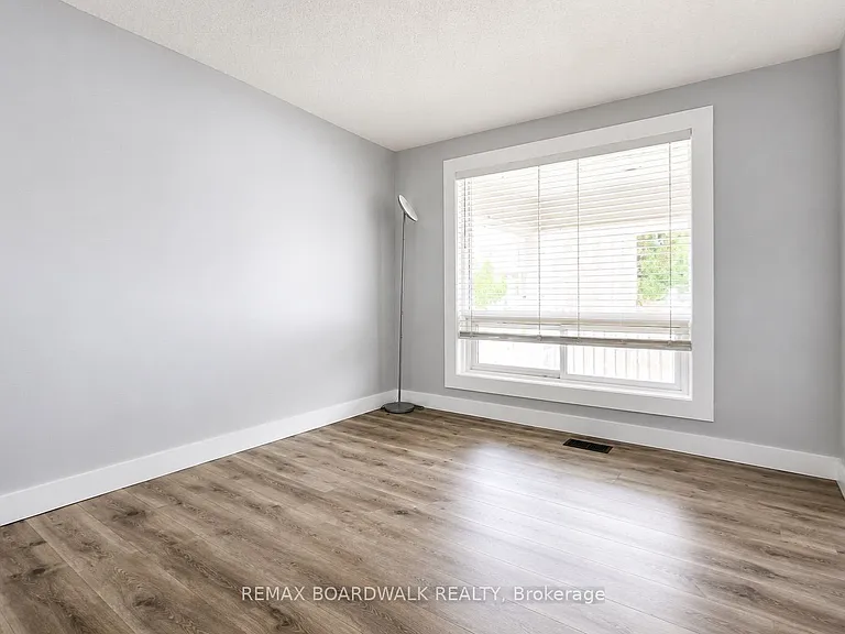 332 Shakespeare St #1 — Photo 12