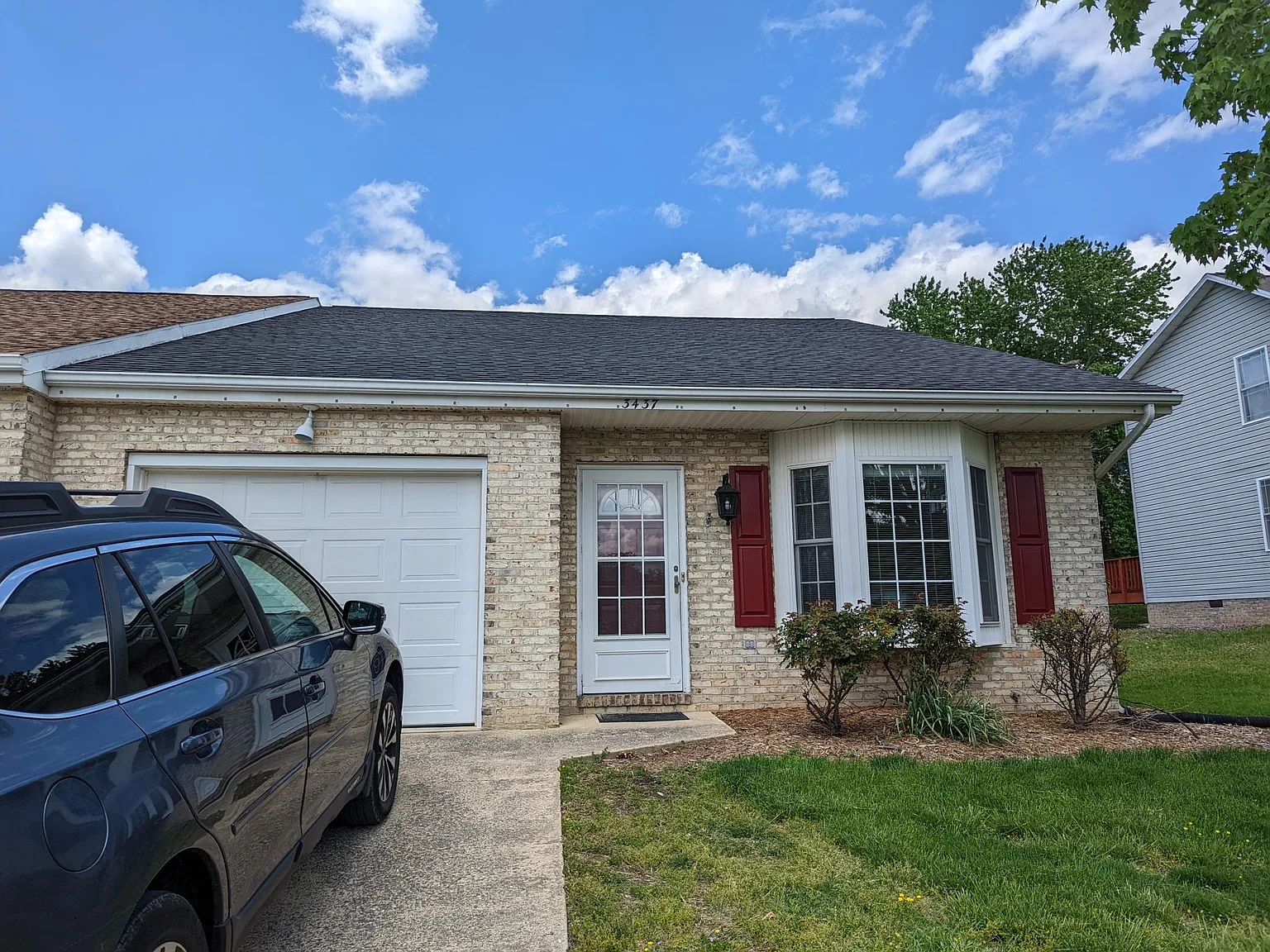 3 bed, 1577 sqft, $1,900 — Photo 1