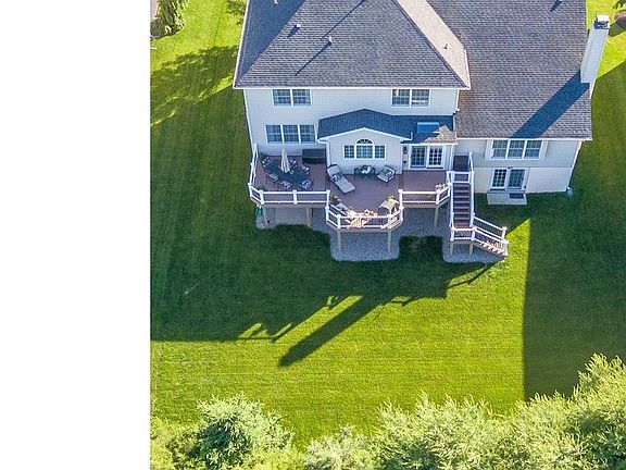 3rd image of 4414 Lobella Ct