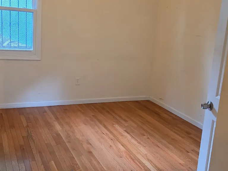 825 S 15th St #1L — Photo 3
