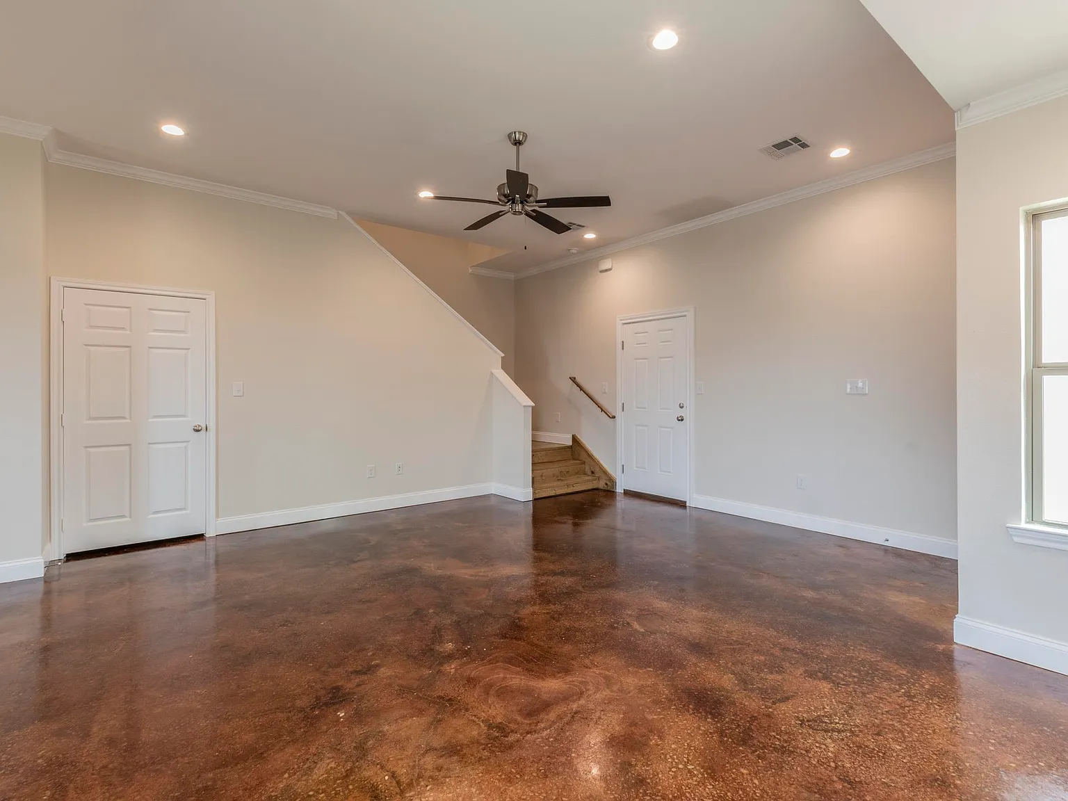 126 Patriot Circle — Photo 3