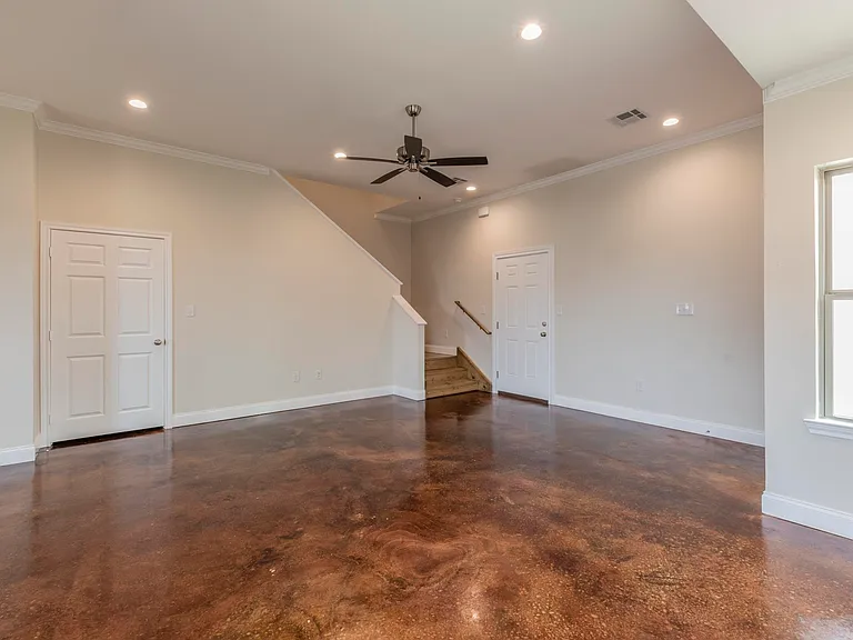 104 Patriot Cir — Photo 4