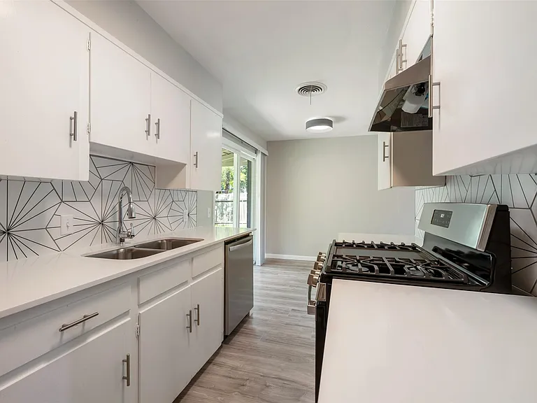 1513 Braes Ridge Dr #A — Photo 14