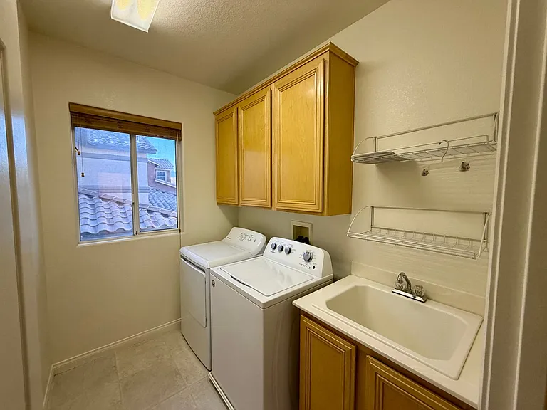 2736 Carolina Blue Ave — Photo 38