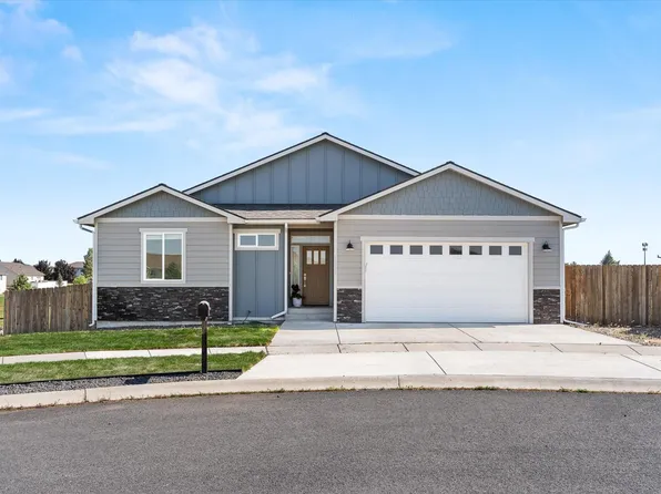 13615 W 8th Ct, Airway Heights, WA 99001