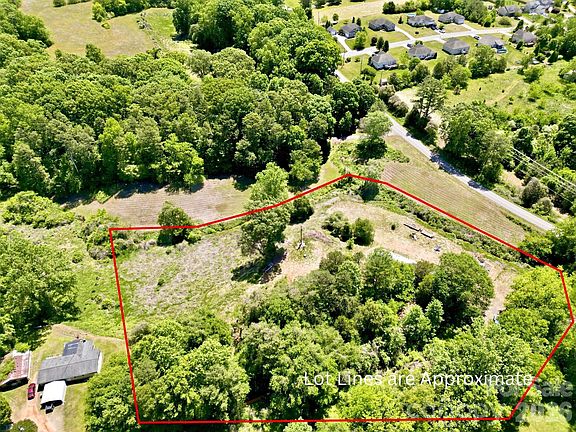 4th image of 112 Forkcreek Ln