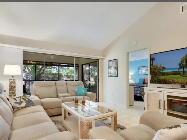 4863 Winslow Beacon, Sarasota, FL