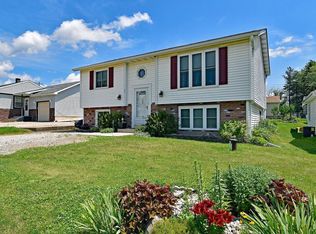 6411 248th Ave, Salem, WI 53168