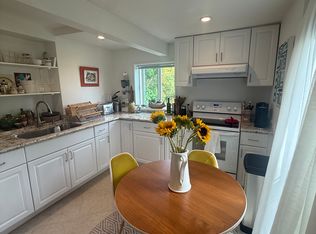 121 Grove Ave APT 4, Corte Madera, CA 94925