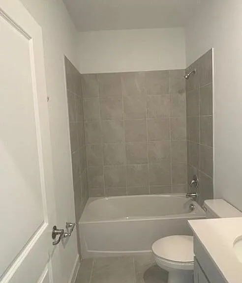 14043 SW Thorens Dr — Photo 15