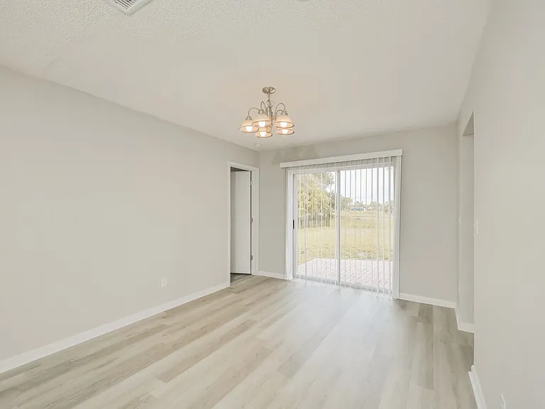 4336 Country Club Blvd — Photo 4