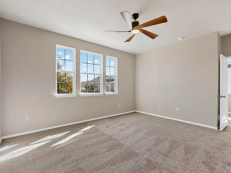 189 Fabion St — Photo 28