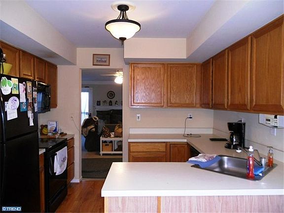 4th image of 1117 Cambria Ct #30