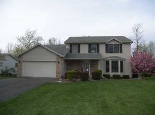 629 Guinevere Dr, Rochester, NY 14626