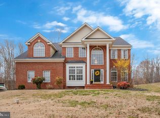 1301 Duchess Ln, Huntingtown, MD 20639