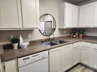 Town Center Heights, Happy Valley, OR 97086