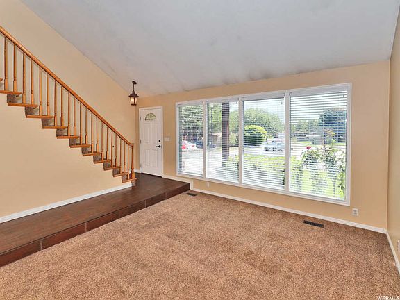 5th image of 1636 W Gaylawood Cir