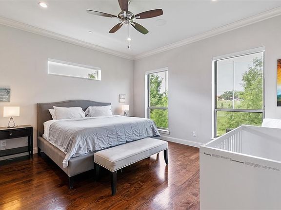 5th image of 101 Decker Ct #301