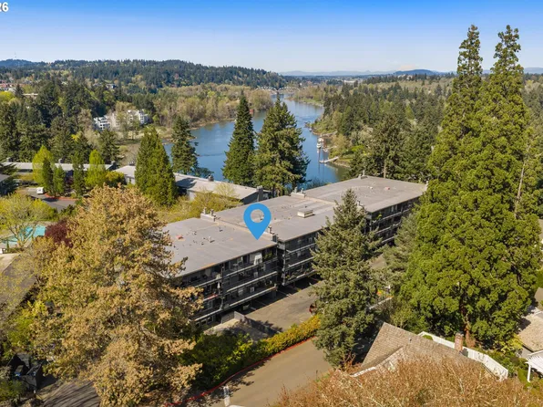 200 Burnham Rd Unit 402, Lake Oswego, OR 97034