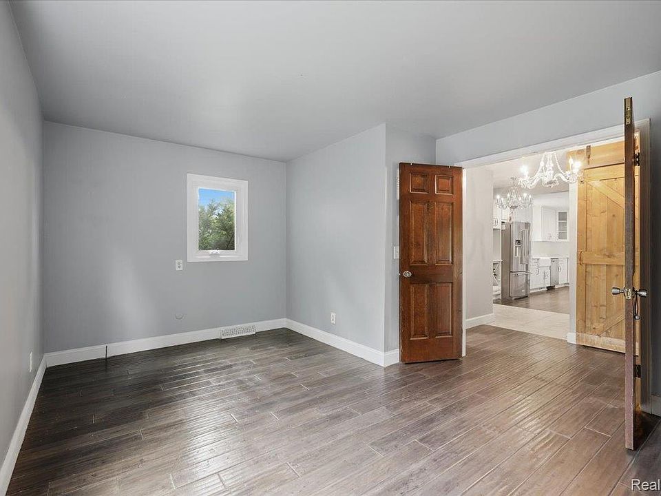 1700 Granger Rd, photo 18