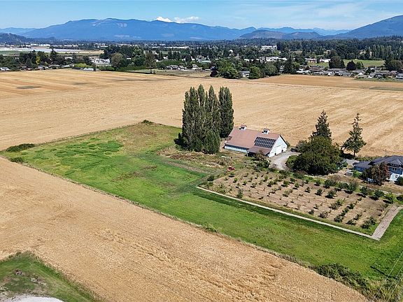3rd image of 17439 McLean Road