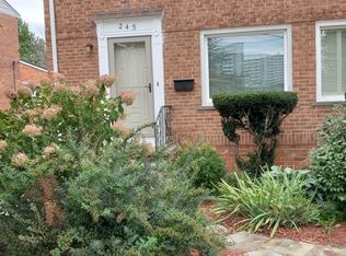 245 E 250th St, Euclid, OH 44132