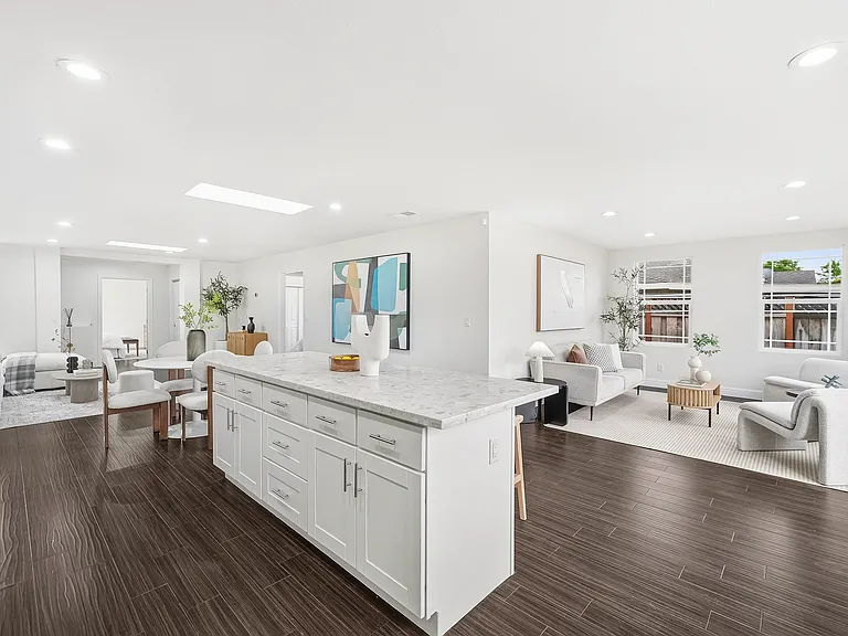 36045 Haley St — Photo 7