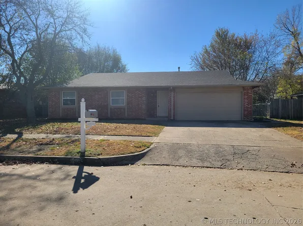 4805 W Charleston St, Broken Arrow, OK 74011