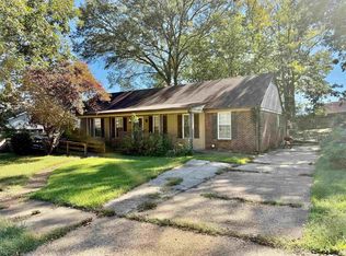 5225 Oak Meadow Ave, Memphis, TN 38134