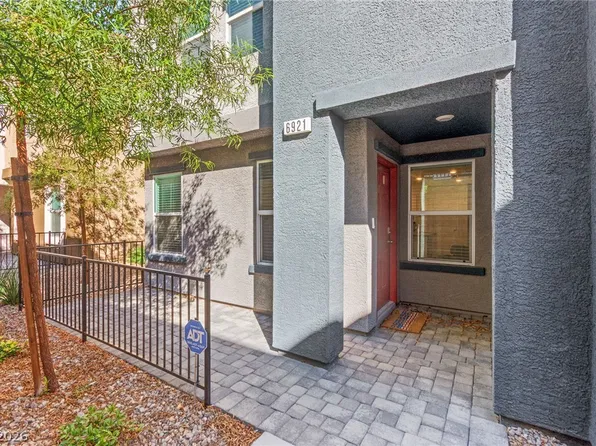 6921 Honor Hill St, Las Vegas, NV 89166