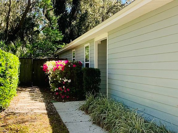 2nd image of 4071 Grande Blvd