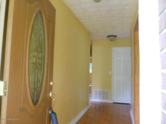 4th image of 4606 Praver Dr N
