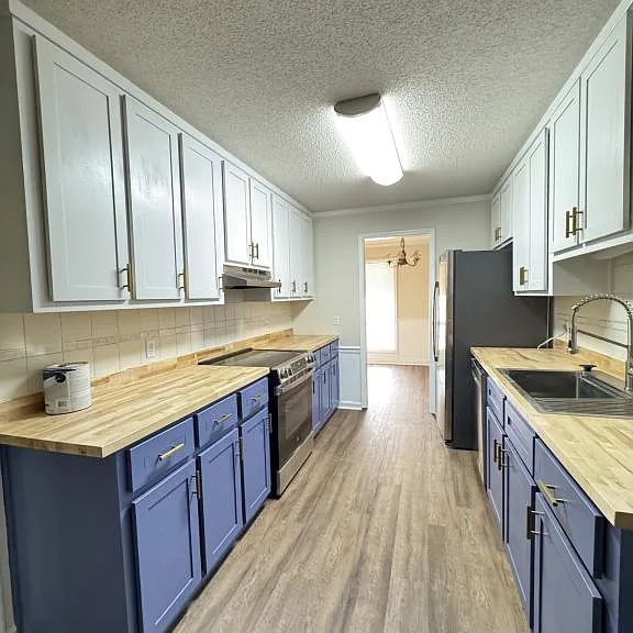 327 Bonnie Dr — Photo 5