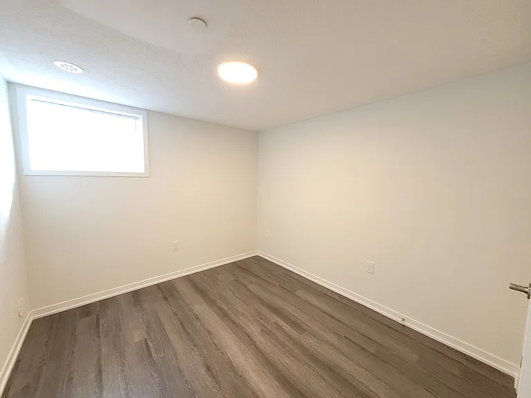 10 Honeycrisp Cres #Townhouse 272 — Photo 21