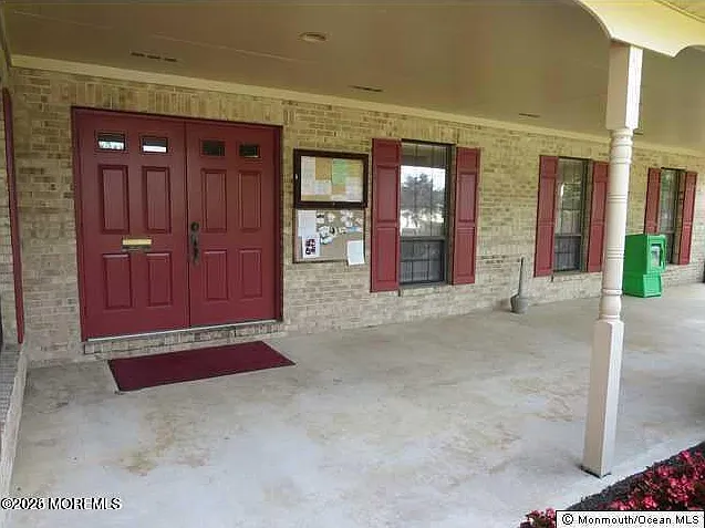 80 Bradford Ct — Photo 12