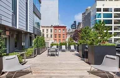 Rented by Living New York