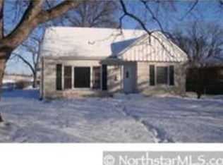421 16th Ave N, Hopkins, MN 55343