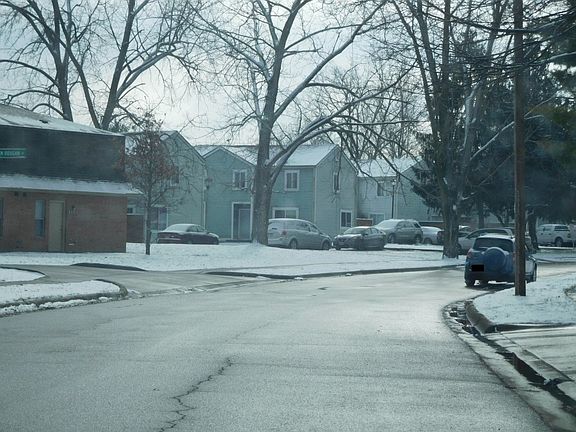 4th image of 1895 Hampstead Dr