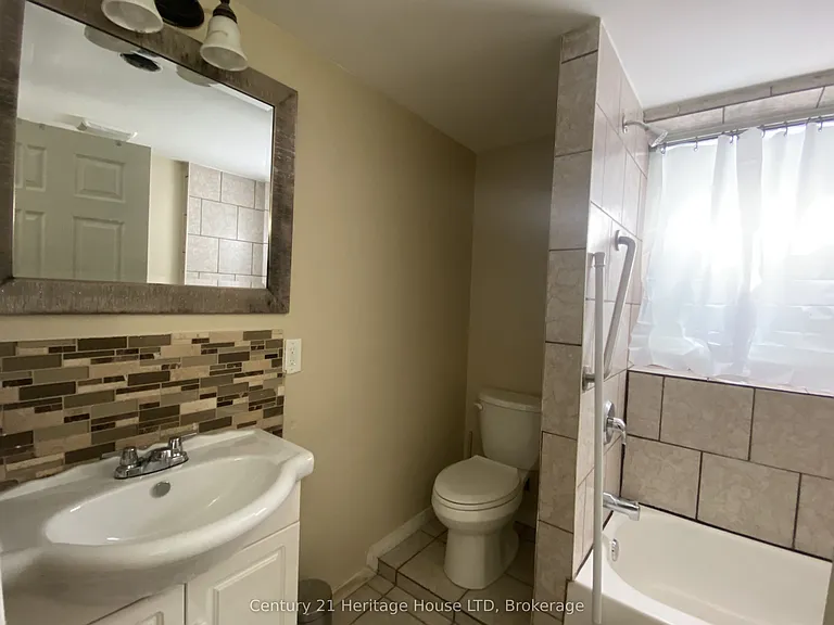 6042 Culp St #LOWER — Photo 10