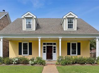 5320 Cocos Plumosas Dr, Kenner, LA 70065