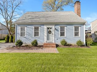 64 Redwood Cir, Pembroke, MA 02359