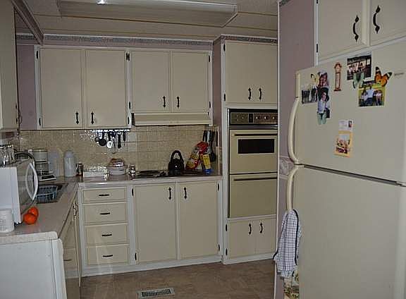 3rd image of 163 Camellia Dr