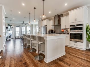 2040 Holtz Ln NW, Atlanta, GA 30318