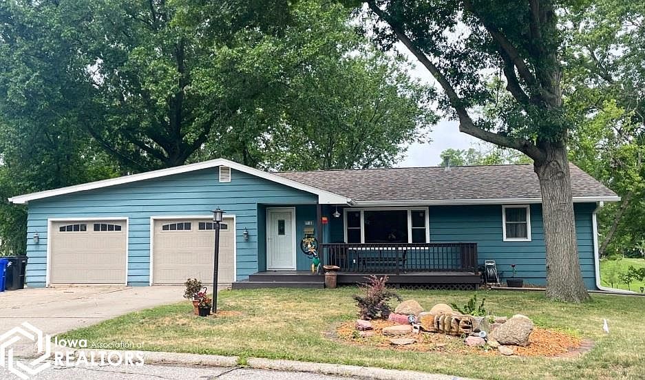 1st image of 1 Carter Court Ln