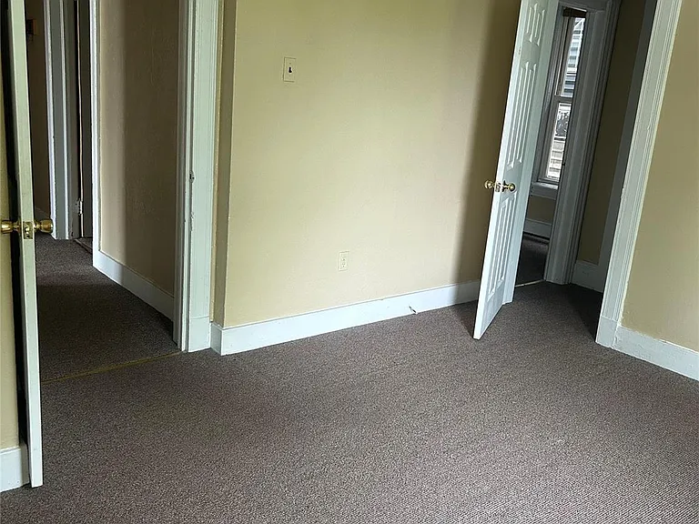 148 Clinton St #4 — Photo 5
