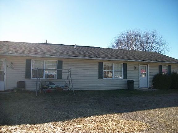2nd image of 90 52nd Ave